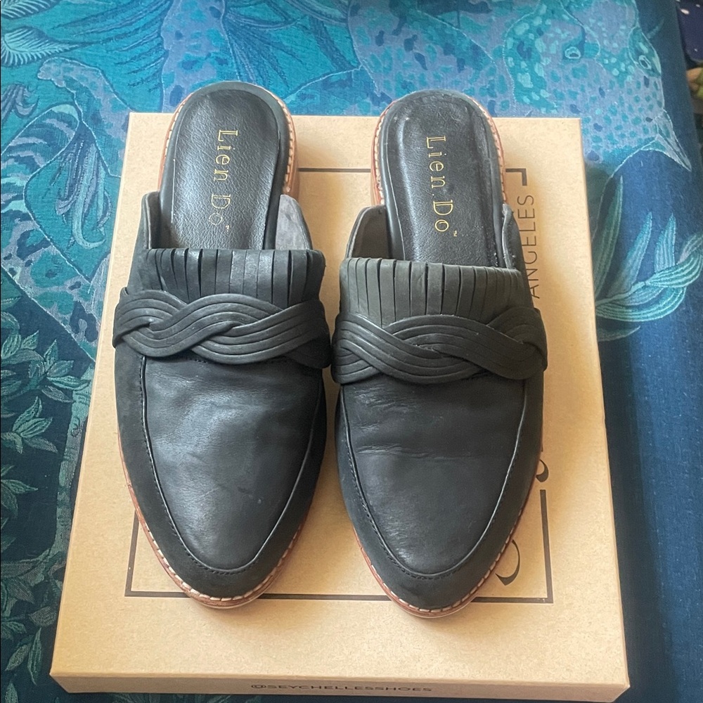 Black Braided Leather Slip-On Mules lien do